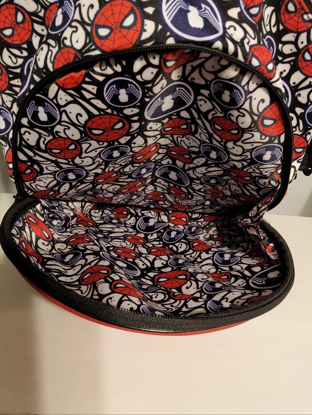 Spider-Man Backpack Bundle - Picture 3 of 7
